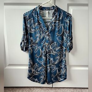 Perseption Concept paisley print blouse with roll tab sleeve and button accents